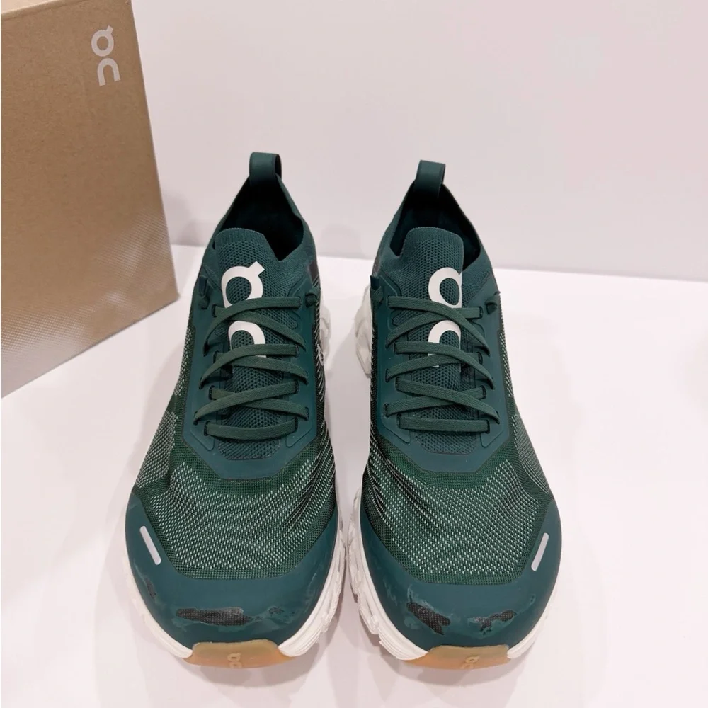 On Running Cloud 6 Versa Men’s Shoes